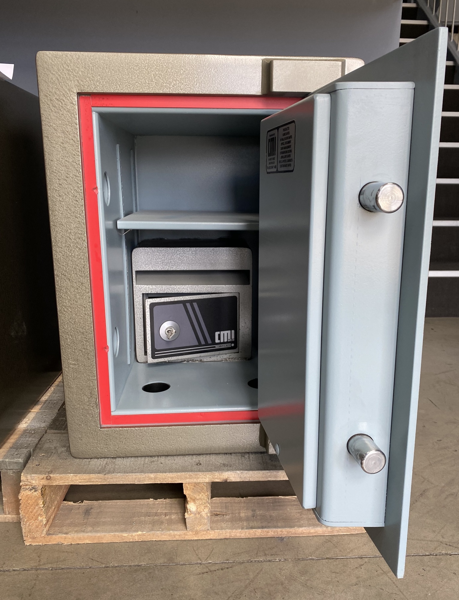 CMI SB with Dep1-K Internal Deposit Safe